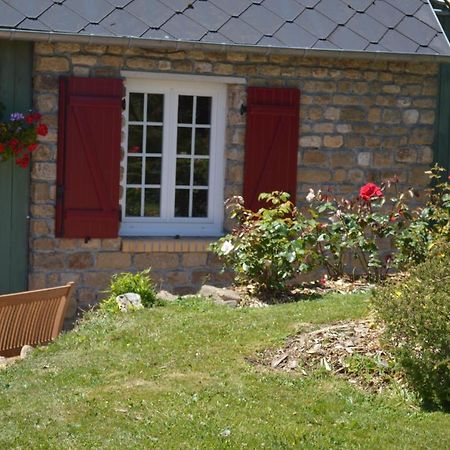 La Pichonniere Acomodação com café da manhã Isigny-le-Buat Exterior foto