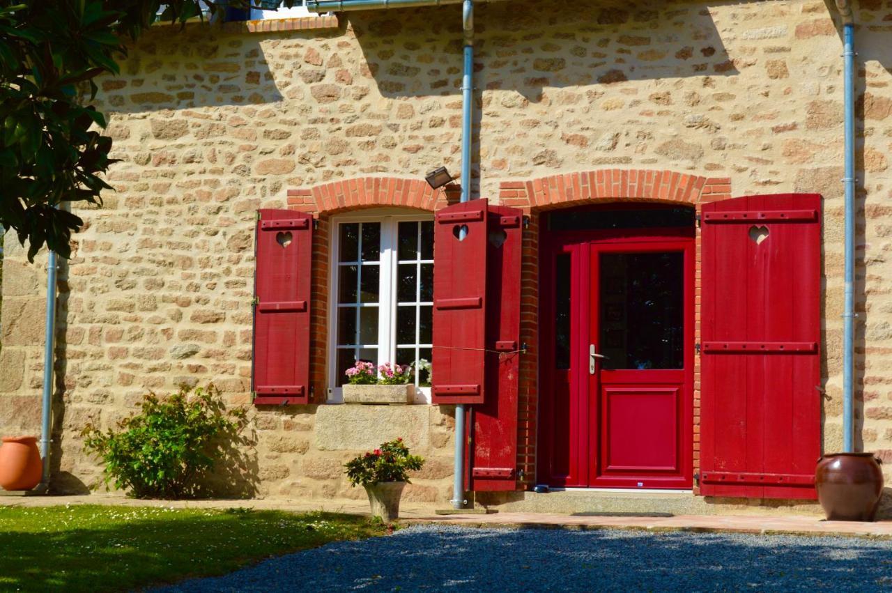 La Pichonniere Acomodação com café da manhã Isigny-le-Buat Exterior foto