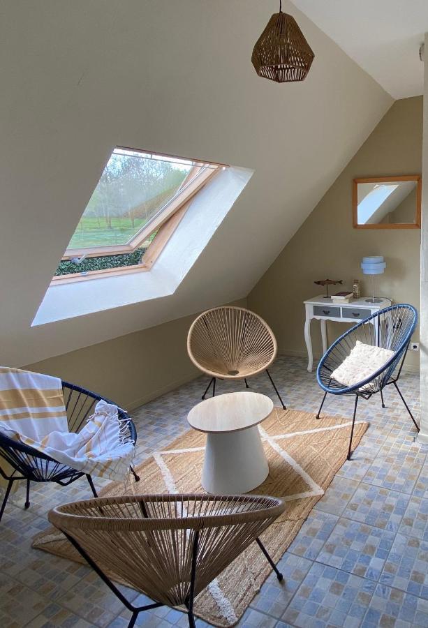 La Pichonniere Acomodação com café da manhã Isigny-le-Buat Exterior foto
