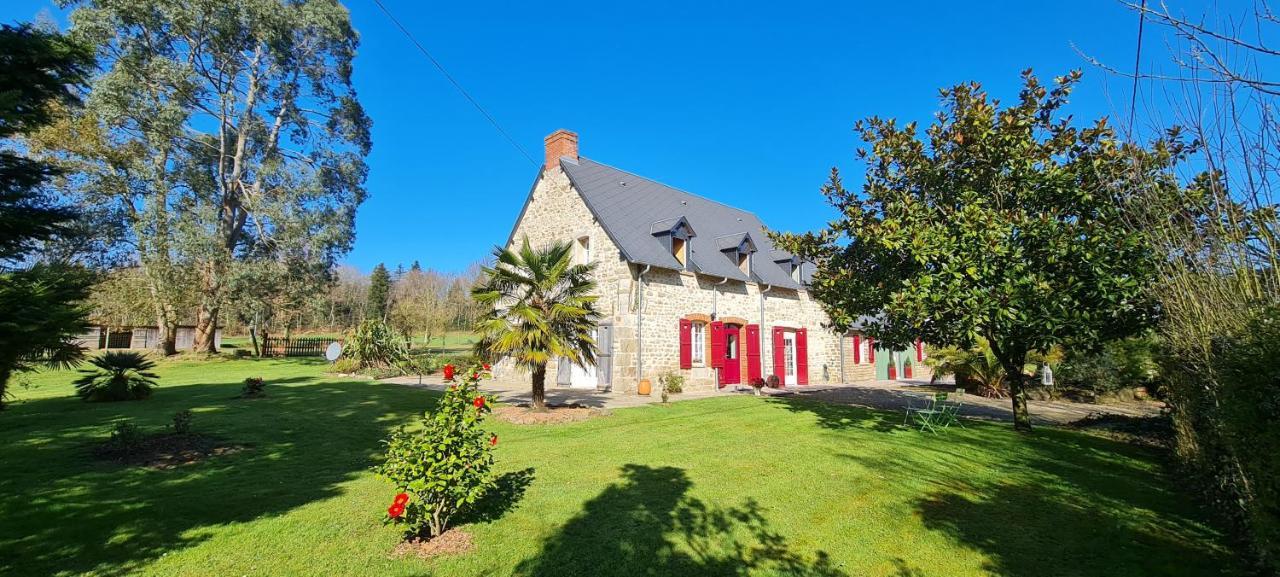La Pichonniere Acomodação com café da manhã Isigny-le-Buat Exterior foto