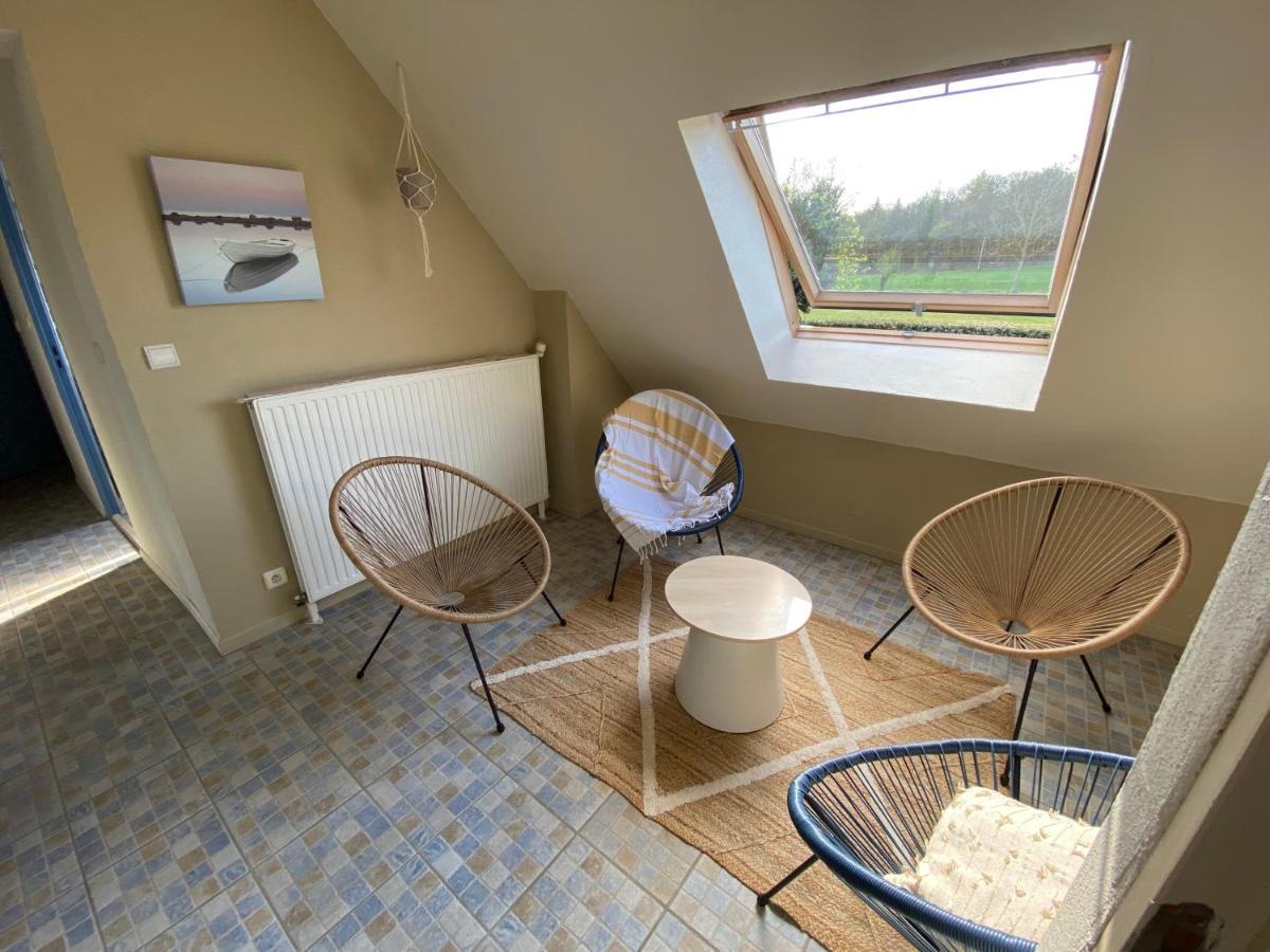 La Pichonniere Acomodação com café da manhã Isigny-le-Buat Exterior foto